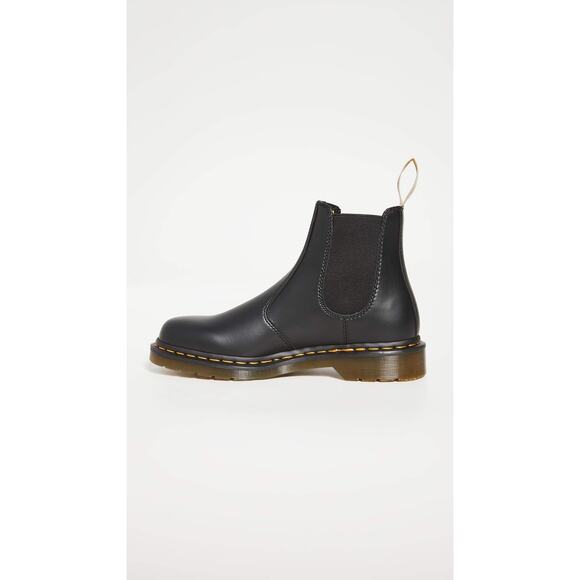 DR. MARTENS MEN\'S 2976 FELIX RUB OFF CHELSEA BOOT, BLACK, 5 MEN/6 WOMEN US
